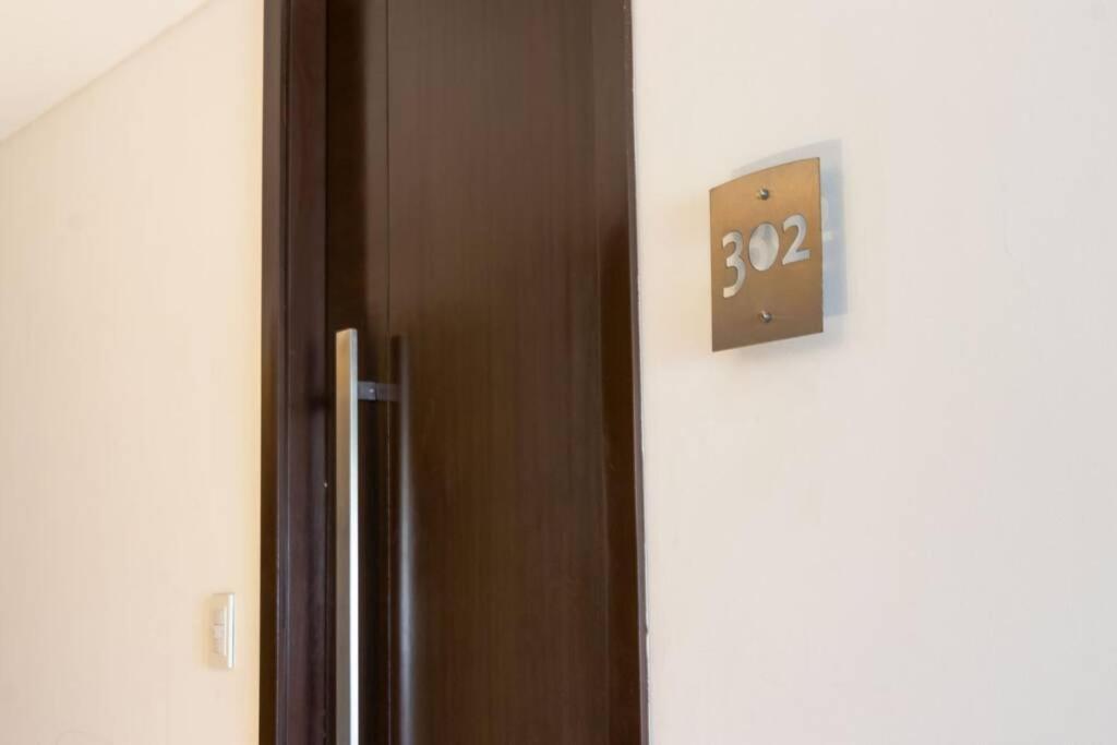 Luxurious Stay At Modern Apartment ซานตาครูซเดอลาเซียร์รา ภายนอก รูปภาพ