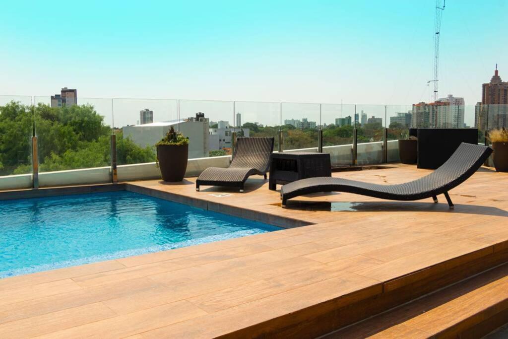 Luxurious Stay At Modern Apartment ซานตาครูซเดอลาเซียร์รา ภายนอก รูปภาพ
