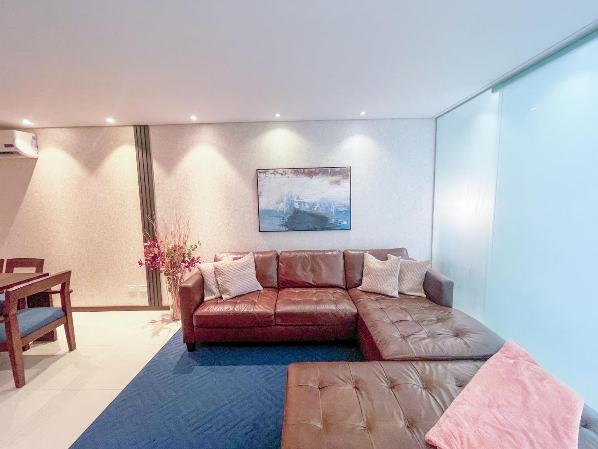 Luxurious Stay At Modern Apartment ซานตาครูซเดอลาเซียร์รา ภายนอก รูปภาพ