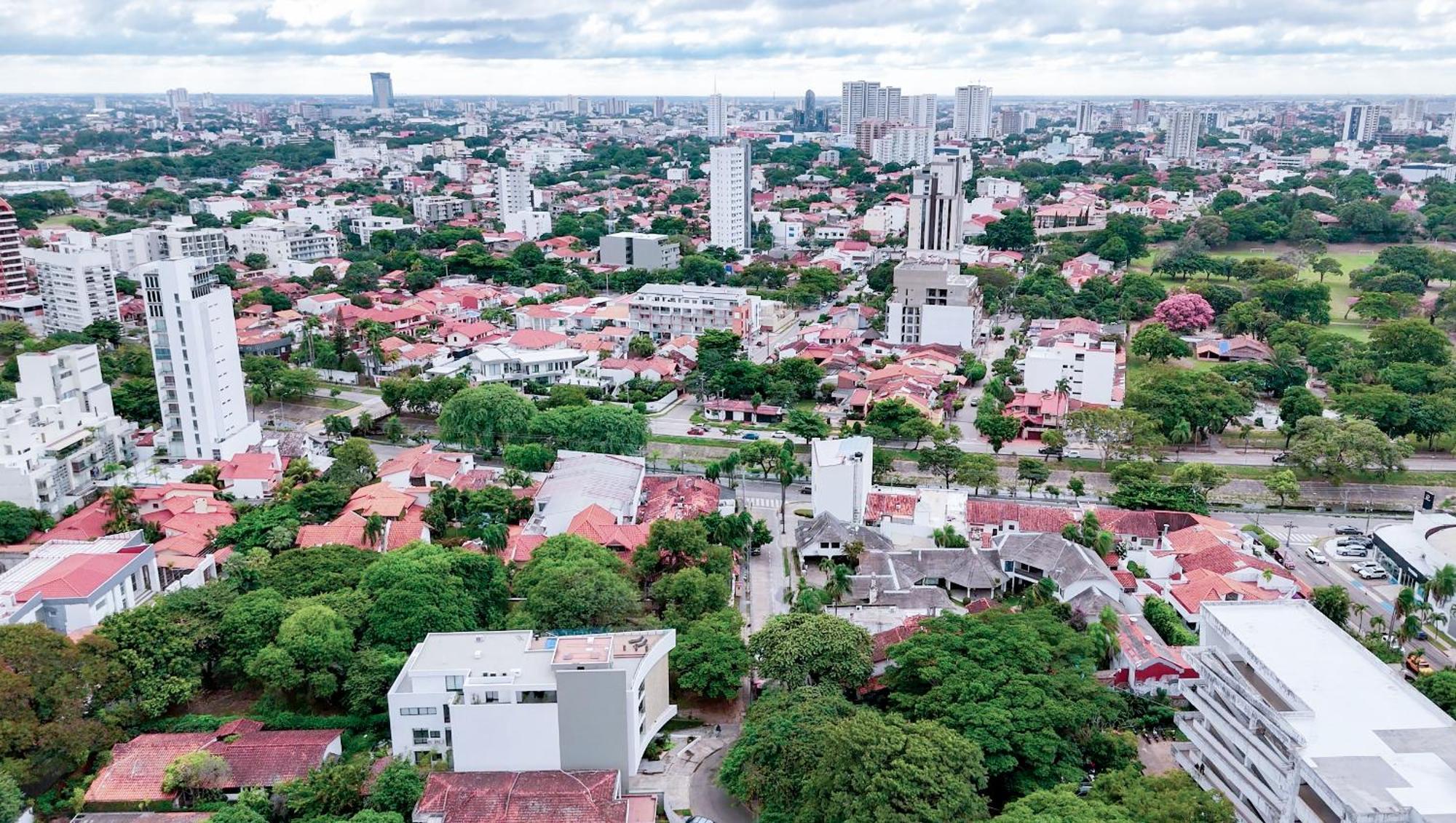 Luxurious Stay At Modern Apartment ซานตาครูซเดอลาเซียร์รา ภายนอก รูปภาพ